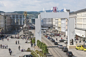 OK-Offenens Kulturhaus, Triennale Linz